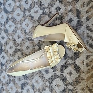 Enzo angiolini cream heel